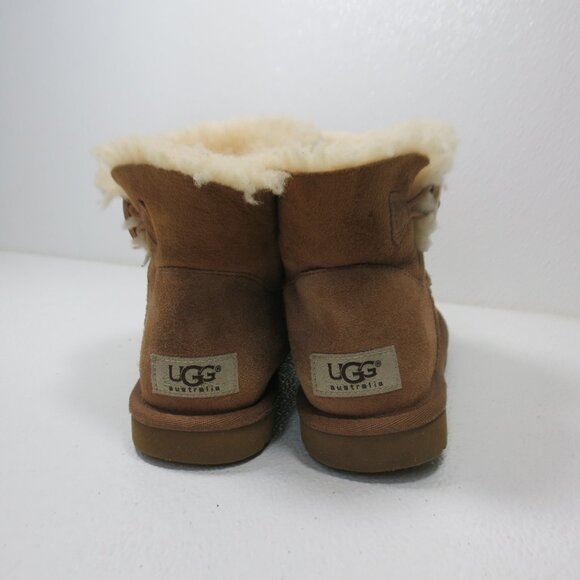 UGG Bailey Button Classic Short Winter Boots Shoes Australia Footwear Women's 6 - Picture 7 of 7
